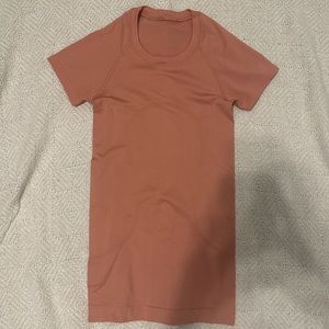 Lululemon Swiftly Tech Short Sleeve Shirt 2.0